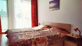 Big Apartment near the Sea + Kitchen, WiFi &AC